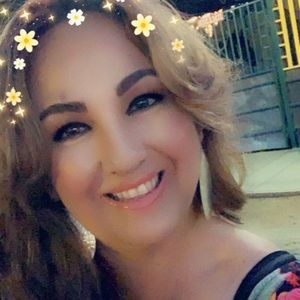 Meet your Posher, Alejandra